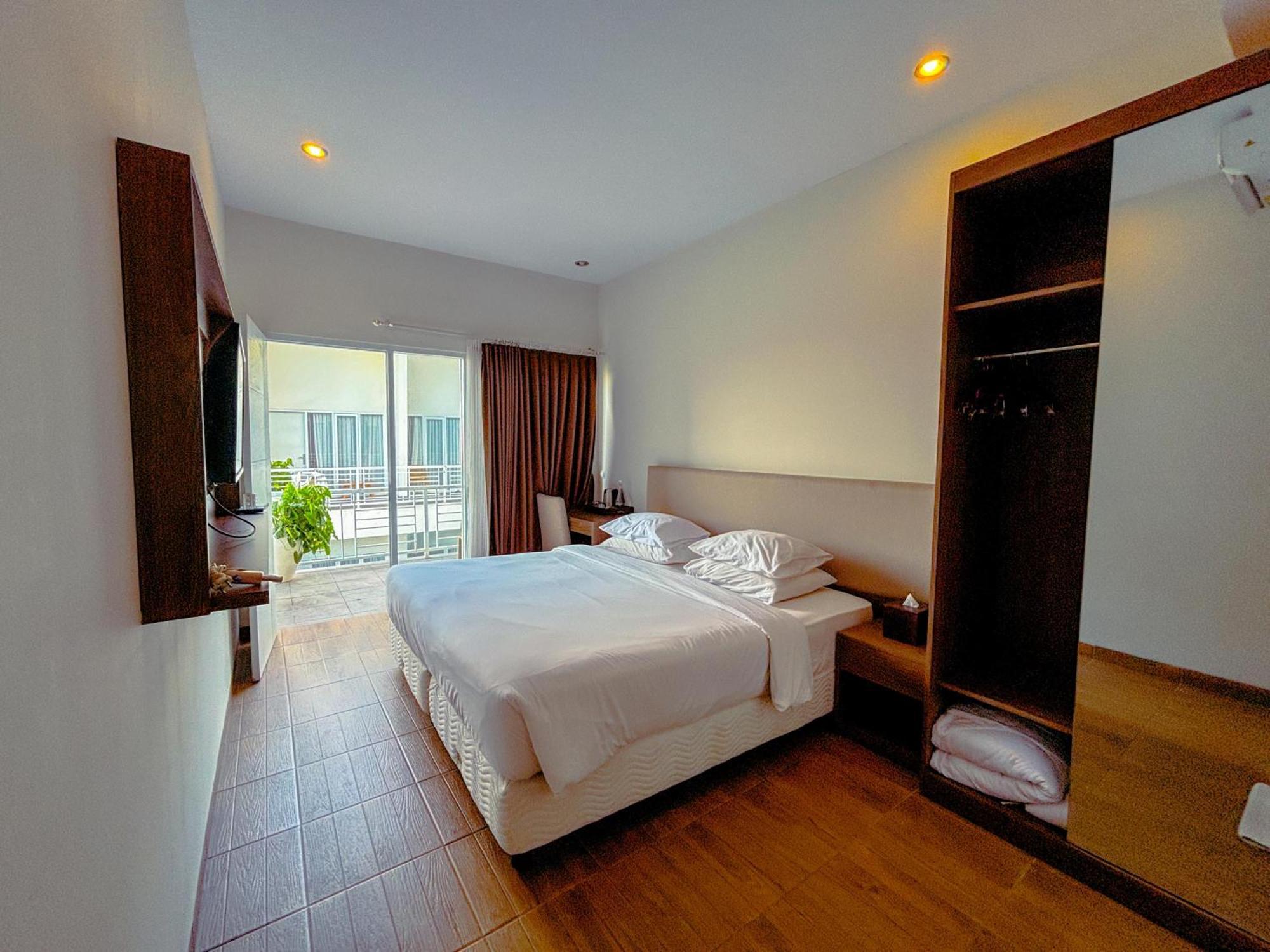 Hotel Casa Due Canggu Exterior foto